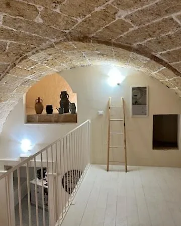 Casa Storica A * Parabita