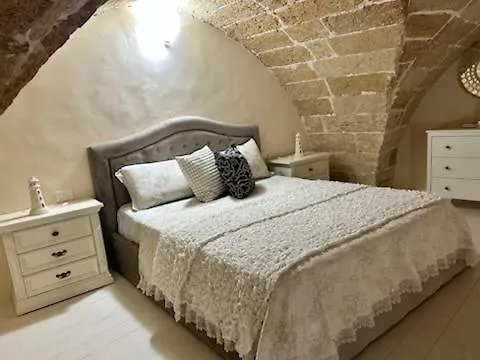 Casa Storica A Parabita